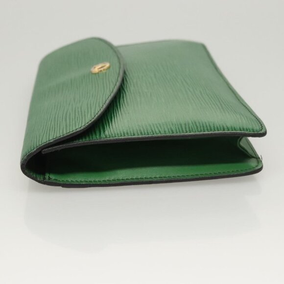 LOUIS VUITTON Epi Montaigne 23 Clutch Bag Green - Picture 5 of 16